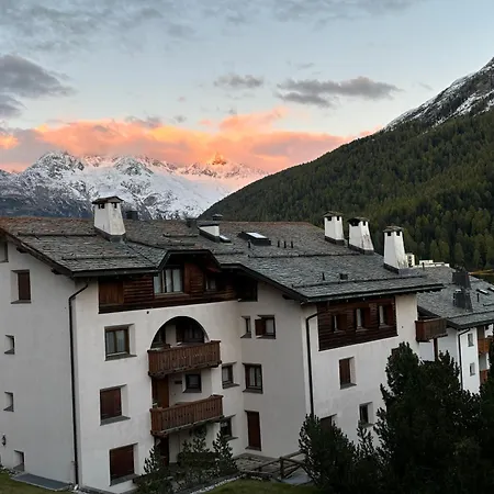 Daire Nuovo Chesa Arlas 3b *