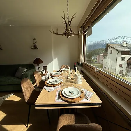 Nuovo Chesa Arlas 3b Apartment *